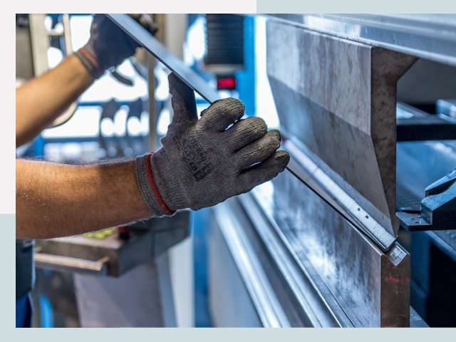 Гибка металла в Добрянке